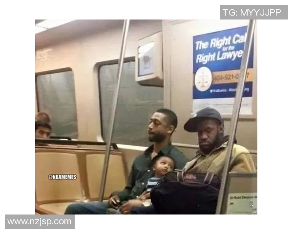 假扮足球球星走街头体验街头文化与球迷互动的趣味挑战